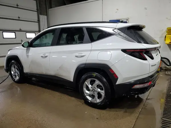 5NMJBCAE5NH052340 2022 HYUNDAI TUCSON - Image 2