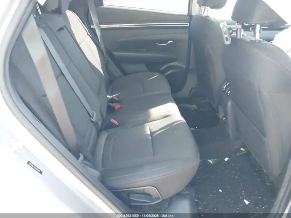 5NMJBCAE5NH081143 2022 HYUNDAI TUCSON - Image 8
