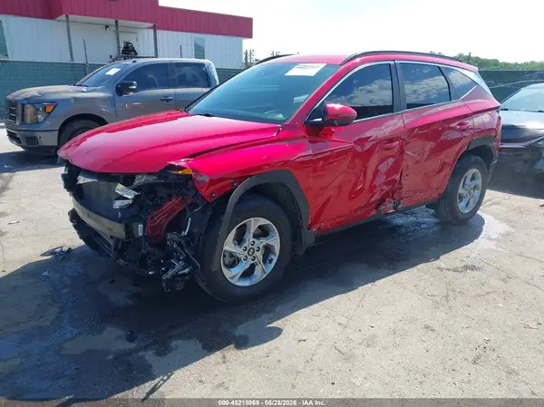 5NMJBCAE5NH097164 2022 HYUNDAI TUCSON - Image 2