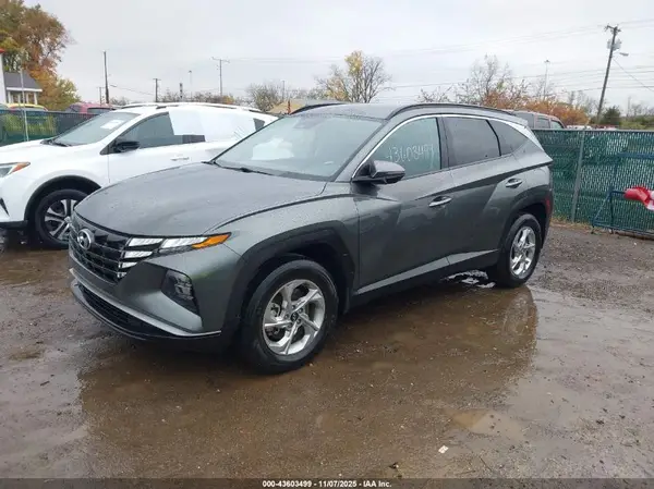 5NMJBCAE5NH118241 2022 HYUNDAI TUCSON - Image 2