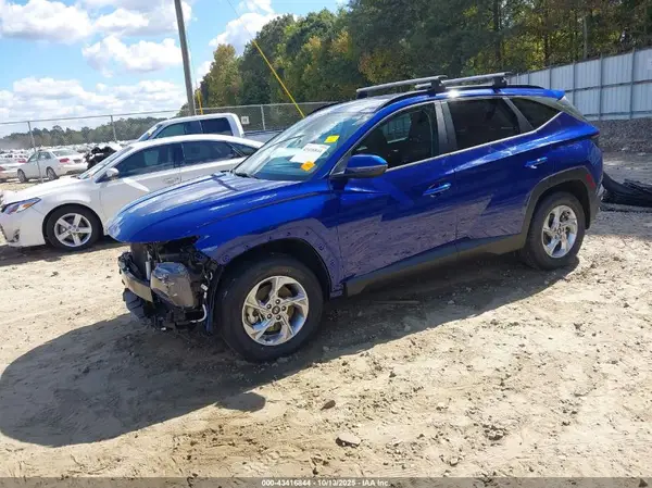 5NMJBCAE5NH122824 2022 HYUNDAI TUCSON - Image 2