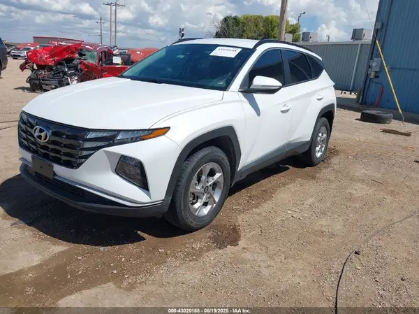 5NMJBCAE5NH150817 2022 HYUNDAI TUCSON - Image 2