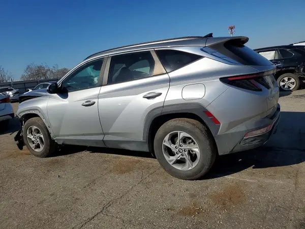 5NMJBCAE5NH159341 2022 HYUNDAI TUCSON - Image 2