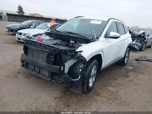5NMJBCAE5PH188678 2023 HYUNDAI TUCSON - Image 2