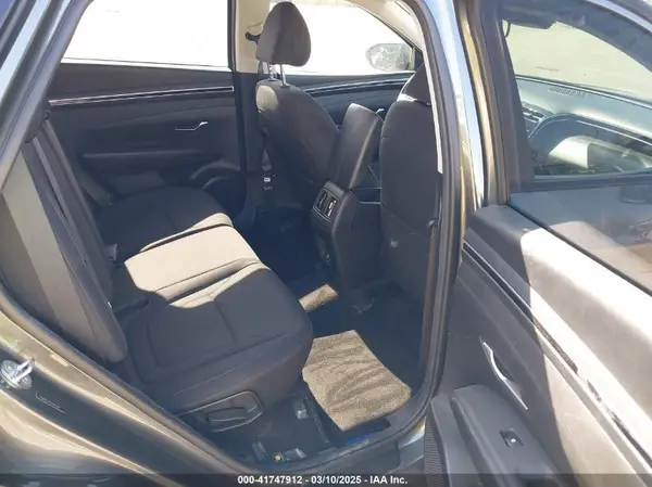 5NMJBCAE5PH237670 2023 HYUNDAI TUCSON - Image 8