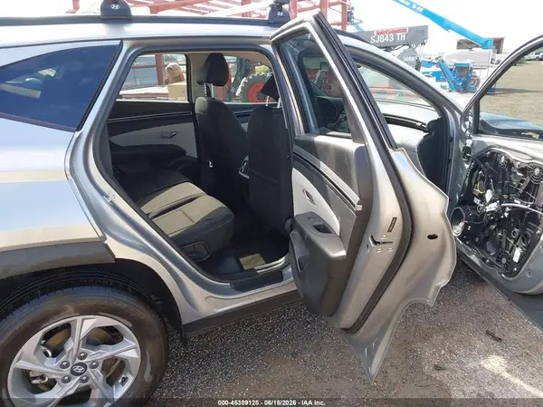 5NMJBCAE5PH250287 2023 HYUNDAI TUCSON - Image 8