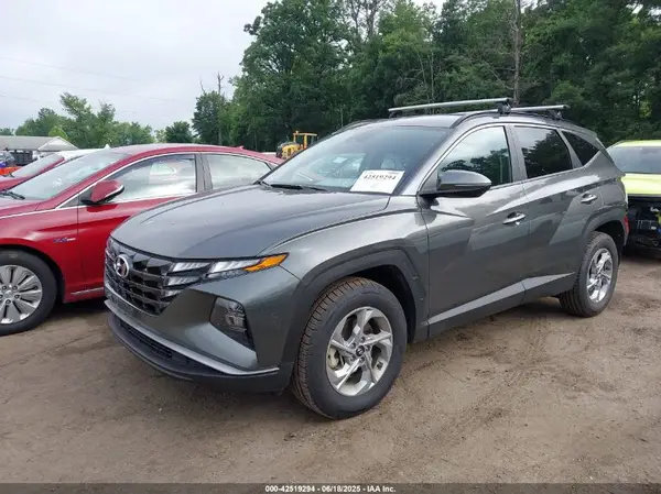5NMJBCAE5PH263198 2023 HYUNDAI TUCSON - Image 2
