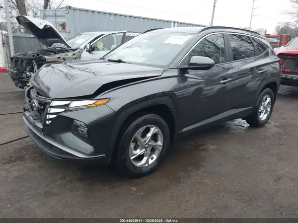 5NMJBCAE5PH281278 2023 HYUNDAI TUCSON - Image 2