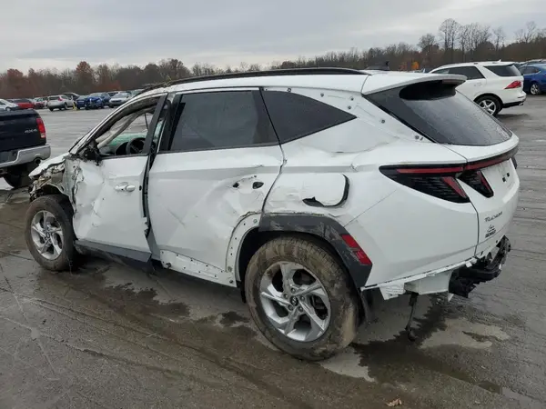 5NMJBCAE6NH035532 2022 HYUNDAI TUCSON - Image 2