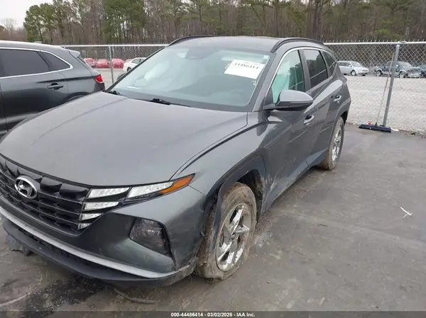 5NMJBCAE6NH038172 2022 HYUNDAI TUCSON - Image 2