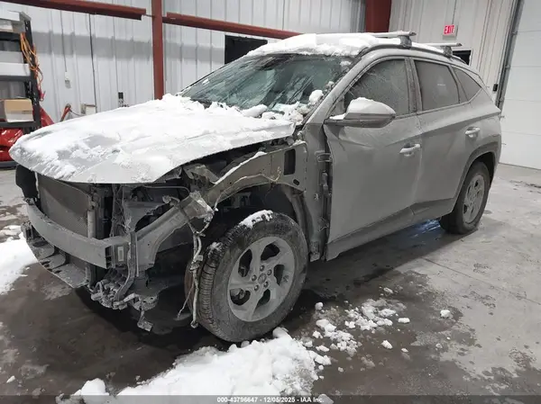 5NMJBCAE6PH177544 2023 HYUNDAI TUCSON - Image 2
