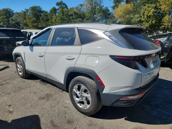 5NMJBCAE6PH242960 2023 HYUNDAI TUCSON - Image 2