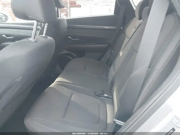 5NMJBCAE6PH278972 2023 HYUNDAI TUCSON - Image 8