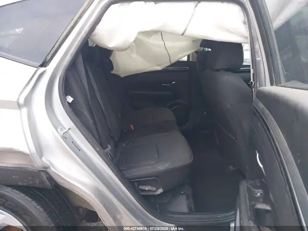 5NMJBCAE7NH033742 2022 HYUNDAI TUCSON - Image 8