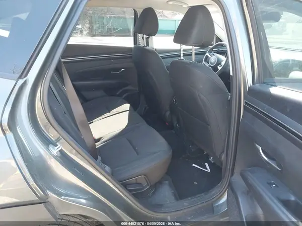 5NMJBCAE7NH034759 2022 HYUNDAI TUCSON - Image 8