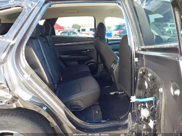 5NMJBCAE7NH040643 2022 HYUNDAI TUCSON - Image 8