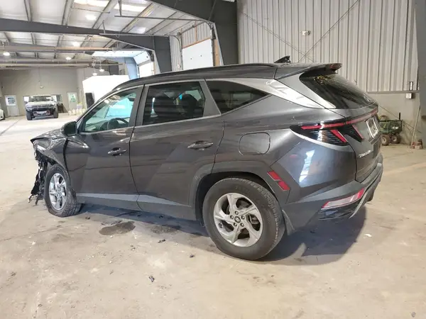 5NMJBCAE7NH044563 2022 HYUNDAI TUCSON - Image 2