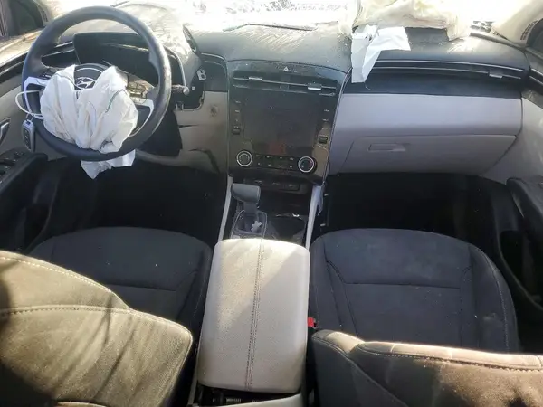 5NMJBCAE7NH076820 2022 HYUNDAI TUCSON - Image 8