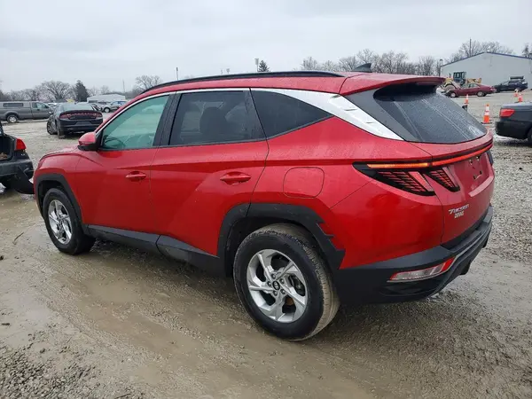 5NMJBCAE7NH084111 2022 HYUNDAI TUCSON - Image 2