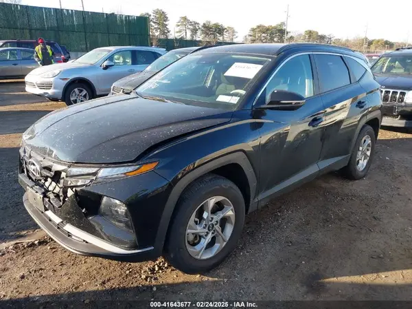 5NMJBCAE7NH094704 2022 HYUNDAI TUCSON - Image 2