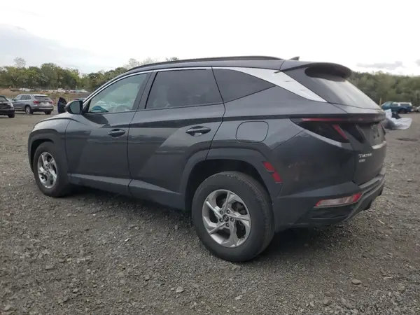 5NMJBCAE7NH142086 2022 HYUNDAI TUCSON - Image 2