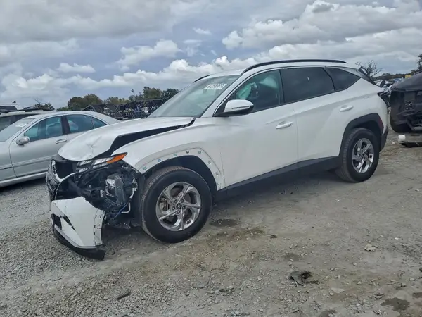 5NMJBCAE7NH154982 2022 HYUNDAI TUCSON - Image 1