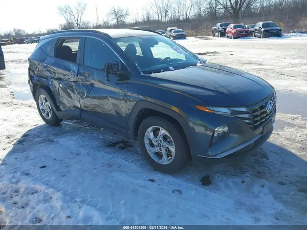 5NMJBCAE7NH156215 2022 HYUNDAI TUCSON - Image 1