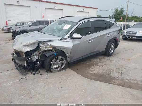 5NMJBCAE7PH217498 2023 HYUNDAI TUCSON - Image 2