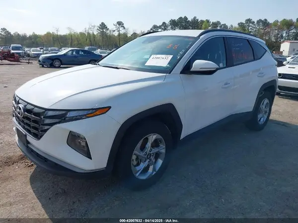 5NMJBCAE7PH217517 2023 HYUNDAI TUCSON - Image 2