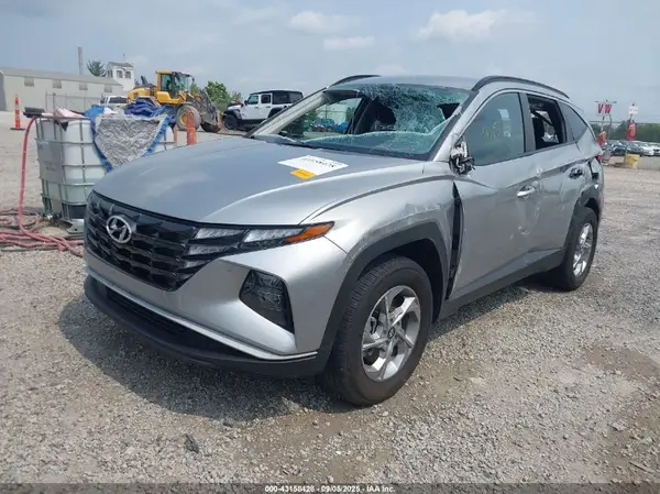 5NMJBCAE7PH245785 2023 HYUNDAI TUCSON - Image 2