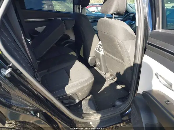 5NMJBCAE7PH263008 2023 HYUNDAI TUCSON - Image 8