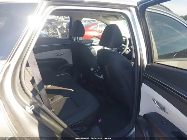 5NMJBCAE7PH264515 2023 HYUNDAI TUCSON - Image 8
