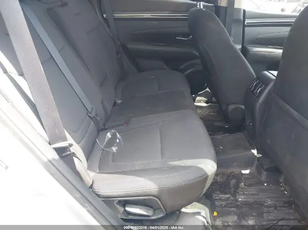 5NMJBCAE8NH007635 2022 HYUNDAI TUCSON - Image 8
