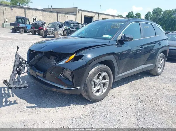 5NMJBCAE8NH027674 2022 HYUNDAI TUCSON - Image 2