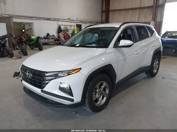 5NMJBCAE8NH027917 2022 HYUNDAI TUCSON - Image 2