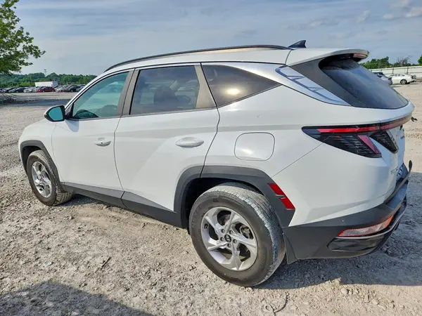 5NMJBCAE8NH039100 2022 HYUNDAI TUCSON - Image 2