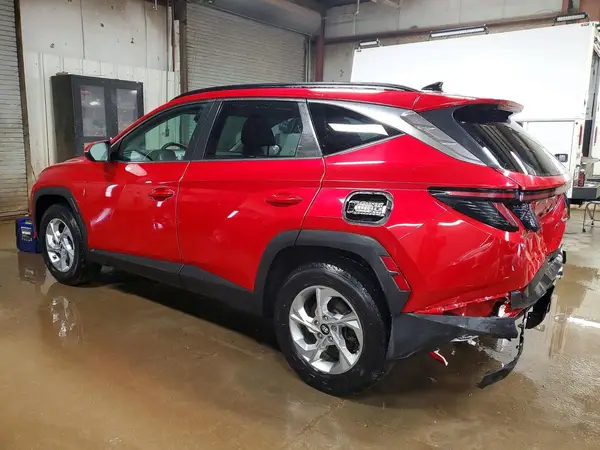5NMJBCAE8NH039677 2022 HYUNDAI TUCSON - Image 2