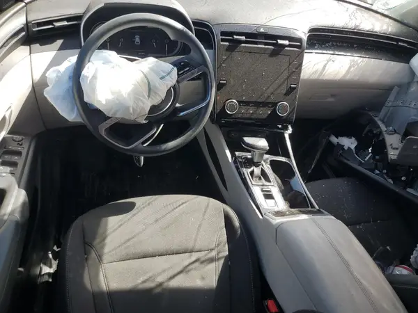5NMJBCAE8NH074042 2022 HYUNDAI TUCSON - Image 8