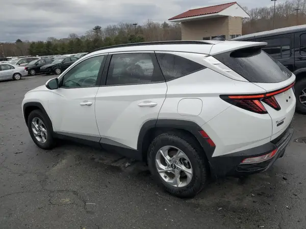 5NMJBCAE8NH086319 2022 HYUNDAI TUCSON - Image 2