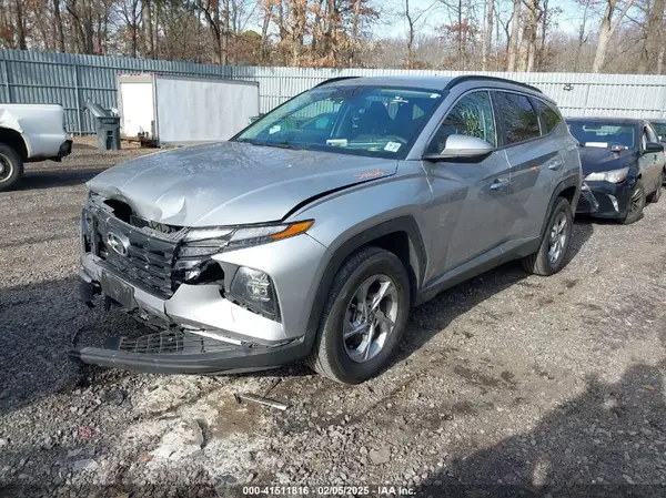 5NMJBCAE8NH127046 2022 HYUNDAI TUCSON - Image 2