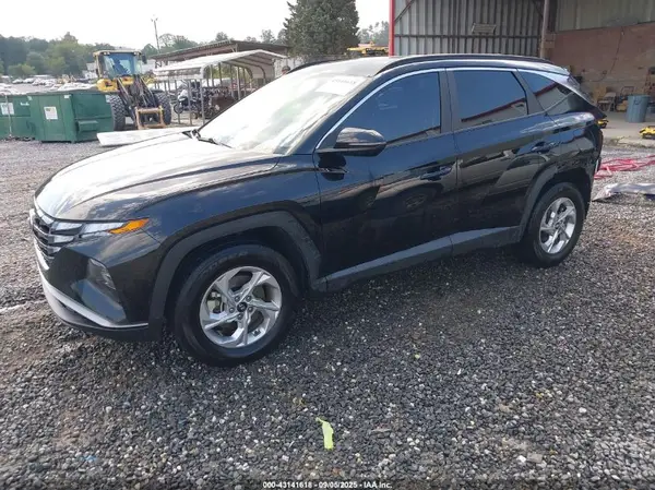 5NMJBCAE8NH137625 2022 HYUNDAI TUCSON - Image 2
