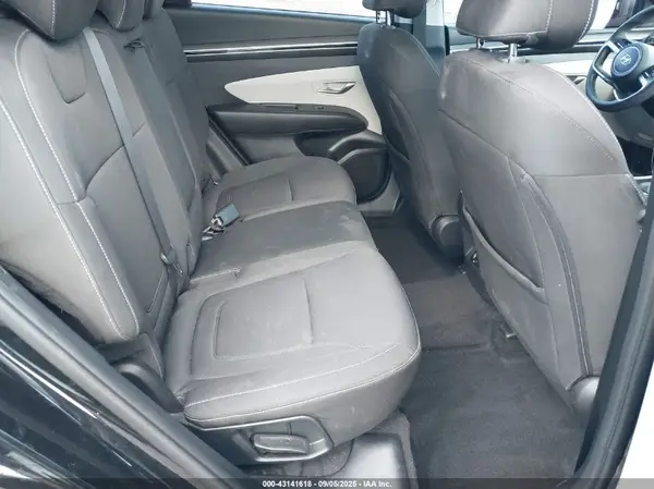 5NMJBCAE8NH137625 2022 HYUNDAI TUCSON - Image 8