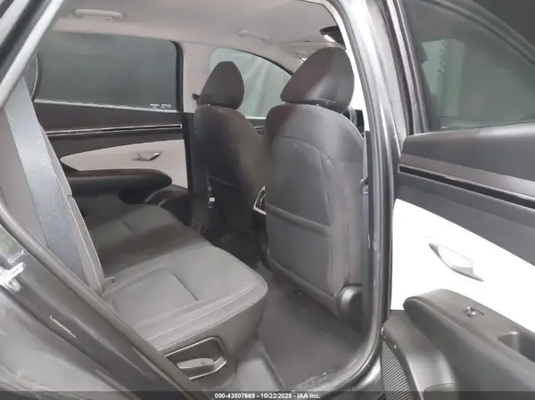 5NMJBCAE8NH141139 2022 HYUNDAI TUCSON - Image 8