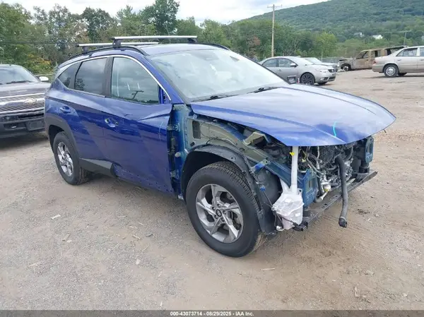 5NMJBCAE8NH141903 2022 HYUNDAI TUCSON - Image 1
