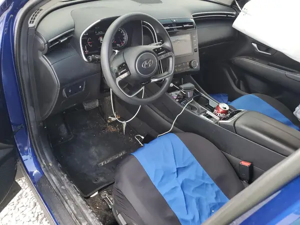 5NMJBCAE8NH147670 2022 HYUNDAI TUCSON - Image 8