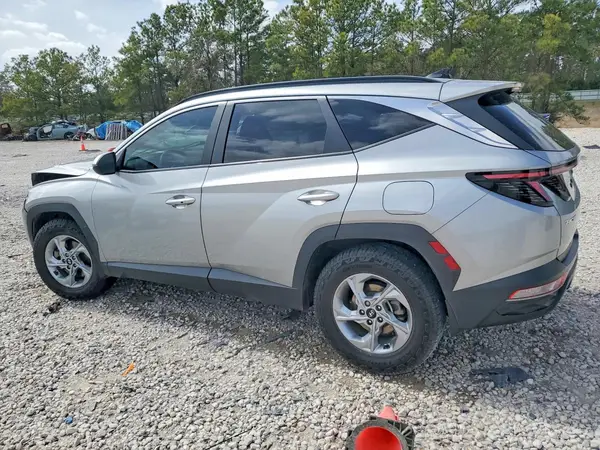 5NMJBCAE8NH152108 2022 HYUNDAI TUCSON - Image 2