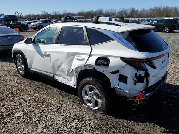 5NMJBCAE8PH236125 2023 HYUNDAI TUCSON - Image 2