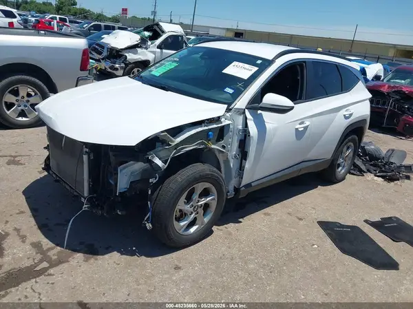 5NMJBCAE8PH259663 2023 HYUNDAI TUCSON - Image 2