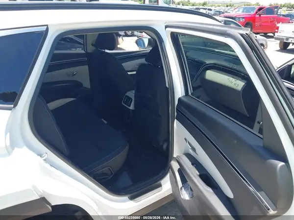 5NMJBCAE8PH259663 2023 HYUNDAI TUCSON - Image 8