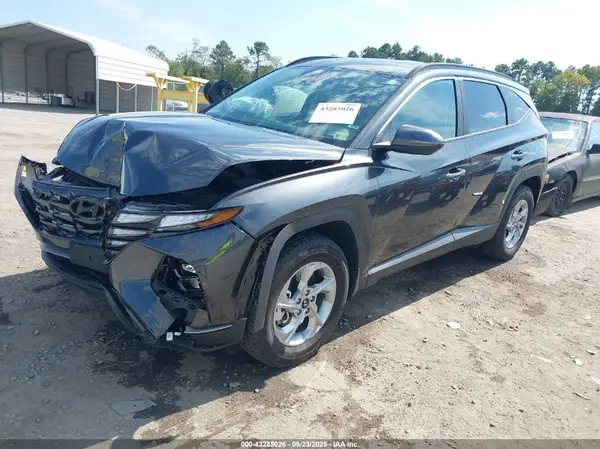5NMJBCAE8PH286149 2023 HYUNDAI TUCSON - Image 2